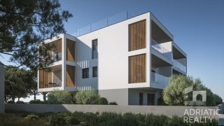 Vodice, nuova costruzione, appartamento con una camera da letto al piano terra a 600 m dalla spiaggia