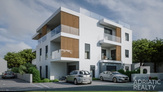 Vodice, nuova costruzione, appartamento bilocale con giardino