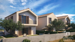 Brodarica, triplex, appartamento duplex con giardino