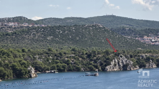 Sebenico, terreno agricolo sul mare
