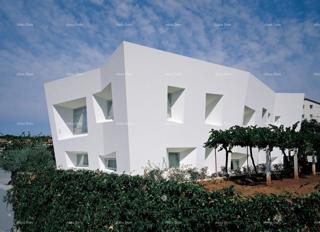 Pola/Veruda! Casa indipendente in una posizione privilegiata!