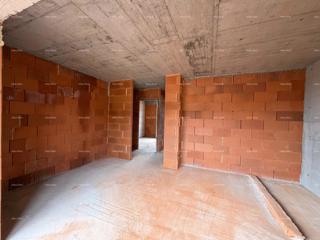 Nuova costruzione, ottima posizione.