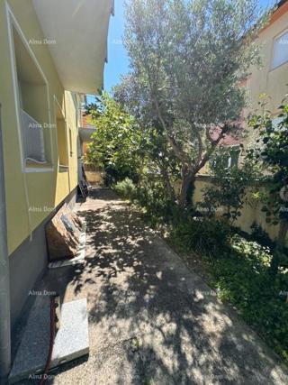 Fažana – Casa con 3 unità abitative, a 200 m dal mare