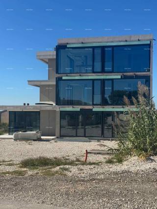 In italiano, il titolo si traduce come: