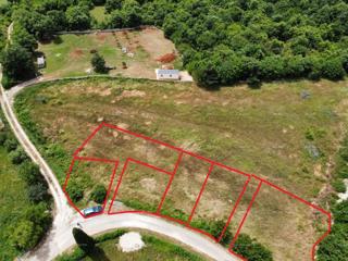 Vicino a Dignano! Terreni con permesso di costruire!