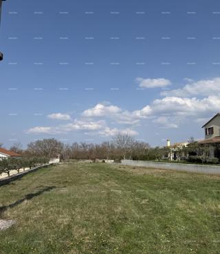 Kanfanar – terreno edificabile attraente di 796 m²