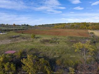 Poreč – 4 lotti edificabili (800–900 m²) in posizione tranquilla