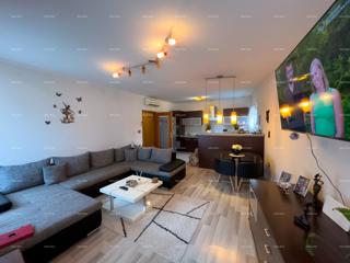 Vendiamo appartamento nel centro di Pola con posto auto!