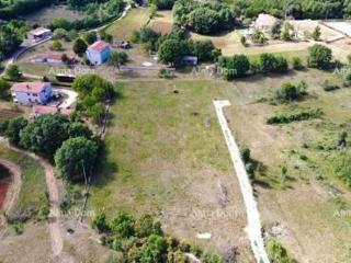 In vendita villa indipendente con ampio terreno – comune di Sveta Nedelja