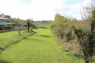 Pazin, proprietà familiare con due unità abitative e ampio giardino