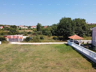 Terreno edificabile con permesso di costruire in vendita a Liznjan