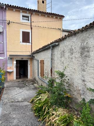 PRENOTATO! In vendita – casa a schiera, Cokuni, Marčana!