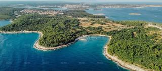 Premantura, terreno edificabile di 1.800 m²