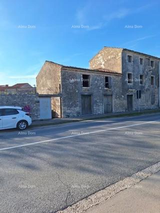 In vendita: Casa in pietra autentica con giardino – Vodnjan.