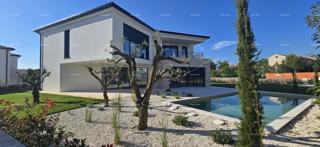 Lussuosa villa moderna con piscina, pronta per essere abitata!!! Sv. Lovreč, nelle vicinanze di Poreč!