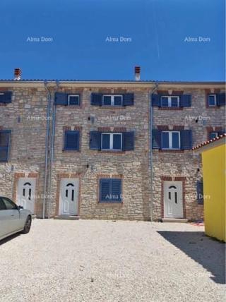 Ristrutturata casa in pietra con piscina – tranquillo villaggio vicino a Svetvinčenat