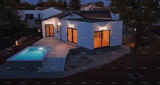 KOŽLJANI - Casa moderna con piscina. Vicino al bosco, a 15 minuti dal mare