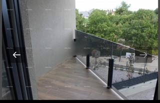 Appartamento di lusso con cinque stanze in vendita – 150 m², ultimo piano, nuova costruzione