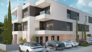 Sure! Please provide the title you would like me to translate into Italian.