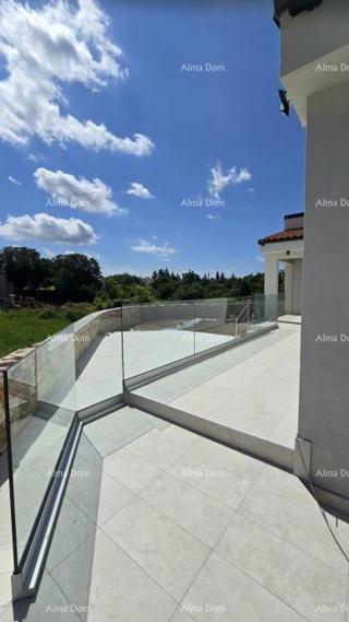 Kanfanar – Moderna prizemnica con piscina in un ambiente tranquillo