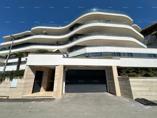 Vendita di appartamenti lussuosi e modernamente attrezzati in un edificio residenziale con piscine sul tetto, Opatija!