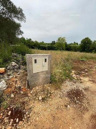 Terreno edificabile attraente a Krnica - ideale per la tua nuova casa o progetto d'investimento.