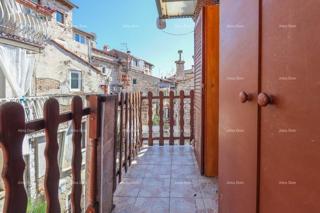 Bell'appartamento a Rovigno – 55 m², su due piani, con vista sulla città vecchia