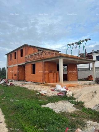 Vendita di una casa in costruzione con bella vista panoramica, Umago!