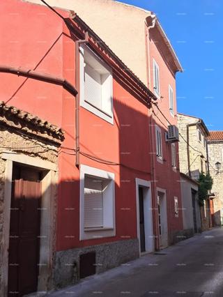 Vodnjan! Bellissima casa a schiera.