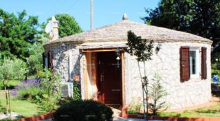 MEDULIN – AUTENTICA CASA ISTRIANA (KAŽUN) CON GIARDINO, A 600 M DAL MARE
