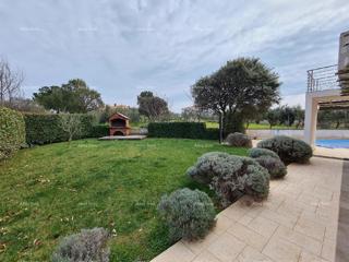 Banjole, nuova, moderna villa indipendente.