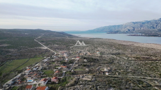 MASLENIČKO ŽDRILO - TERRENO EDIFICABILE DI 615 M2 - STRADA DI ACCESSO - ACQUA E ELETTRICITÀ FINO AL TERRENO - 61.500 €
