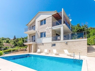 Villa di lusso con piscina e bellissimo giardino, Istria, Opatija