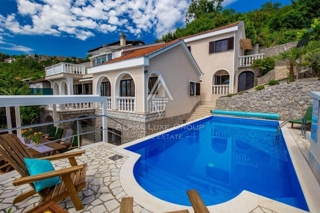 Bella villa con piscina e vista fantastica, Opatija