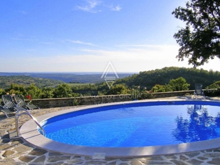 Grande villa con incantevole vista panoramica, ISTRIA, Buie