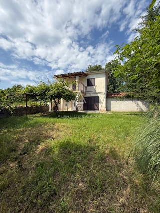 Tinjan, Istria: Casa con giardino e garage