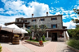 Villa in pietra finemente ristrutturata con piscina, Istria, Rovigno
