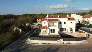 Poreč, Istria - Elegante bifamiliare vicino al mare