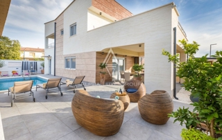 Bella casa con vista mare, Istria, Dignano