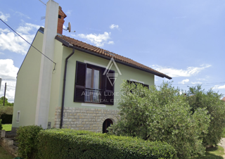 Buje, Istria: Casa con vista su mare e Alpi
