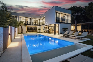 Medulin, Istria - Villa Moderna con Caratteristiche Stupende
