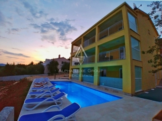 Palazzina con piscina e vista mare, Istria, Labin