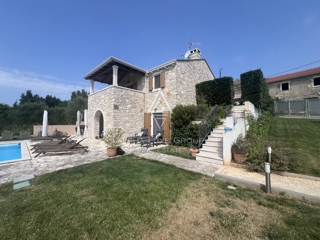 Istria, Buje – Splendida villa con piscina e vista panoramica