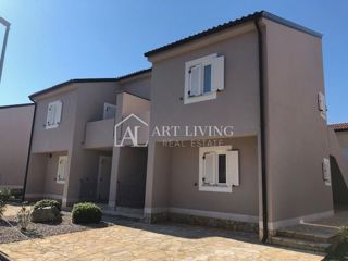 ISTRIA, POLA, dintorni - moderno appartamento al piano terra a 150 metri dal mare