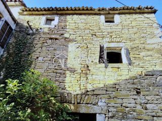 Buzet, dintorni – casa in pietra autentica da ristrutturare – OCCASIONE!