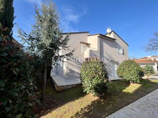 ISTRIA, POLA, dintorni - moderna casa indipendente a soli 150 m dal mare