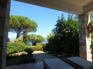 Umago-dintorni, bella casa con vista mare, 3a fila dalla spiaggia