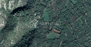 Istria, Labin, dintorni - terreno agricolo a 500 metri dal mare
