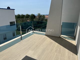 Istria, Umago, dintorni – appartamento moderno con vista mare in posizione TOP