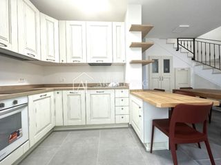 Umago – Dintorni, Appartamento moderno su due livelli in zona tranquilla – OCCASIONE
